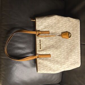 MK Shoulder Bag